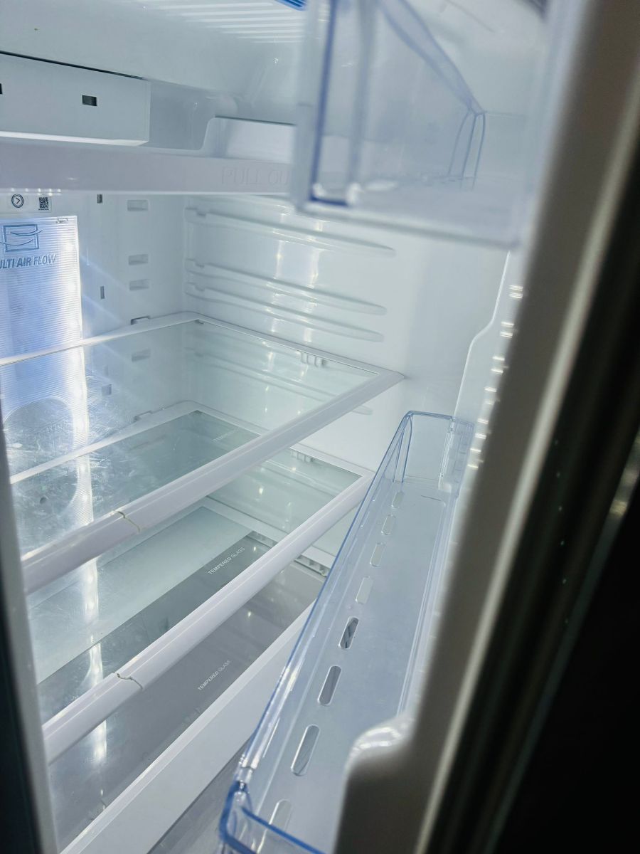 LG Refrigerator big double door 610 ltr - Image 3