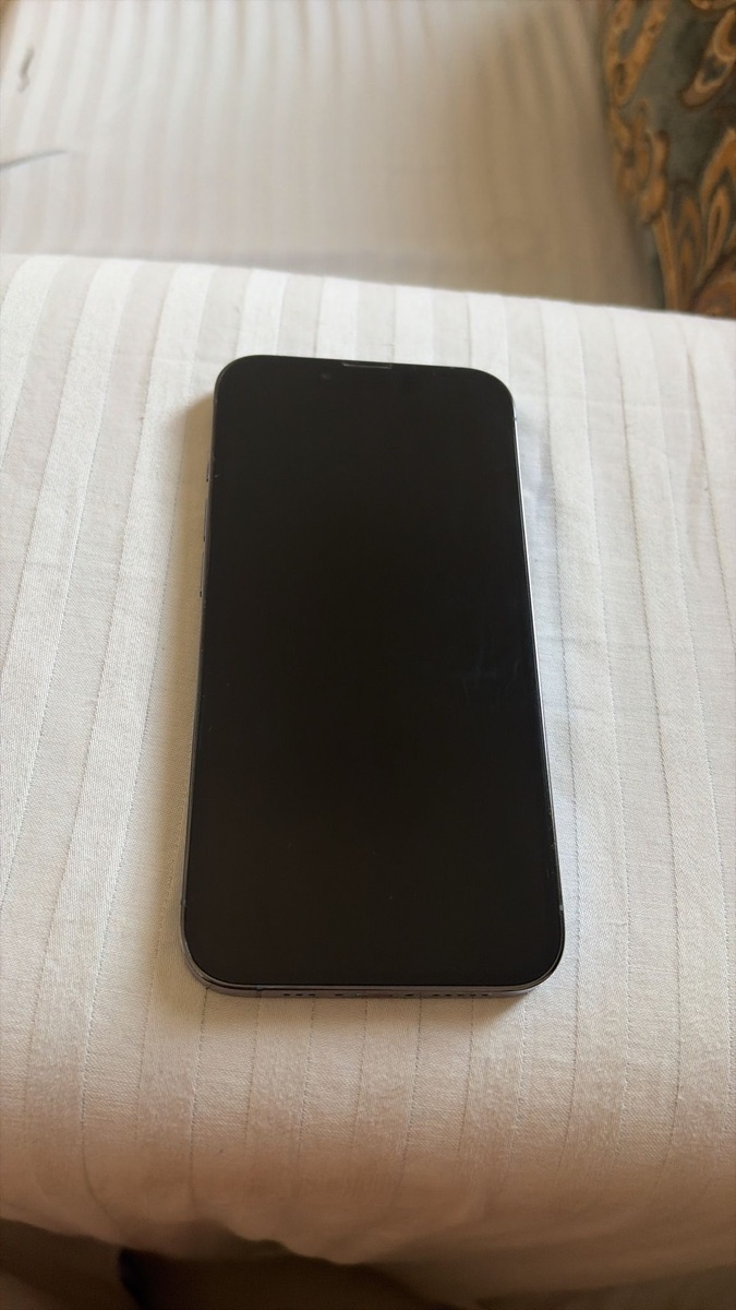 iPhone 13 Pro - Image 1