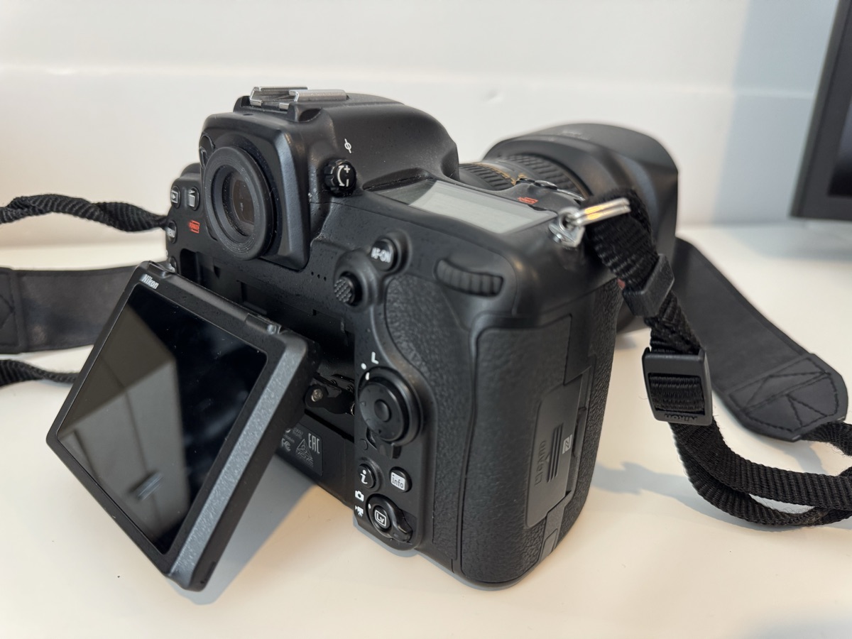 Nikon D500 with 16-80 mm f/2.8-4 E ED VR – QAR 4,500 - Image 7