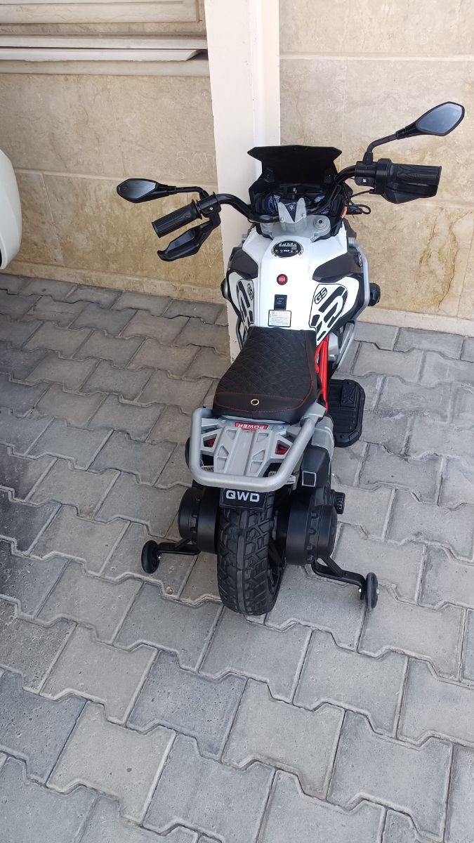 Kids battery bike - Image 4