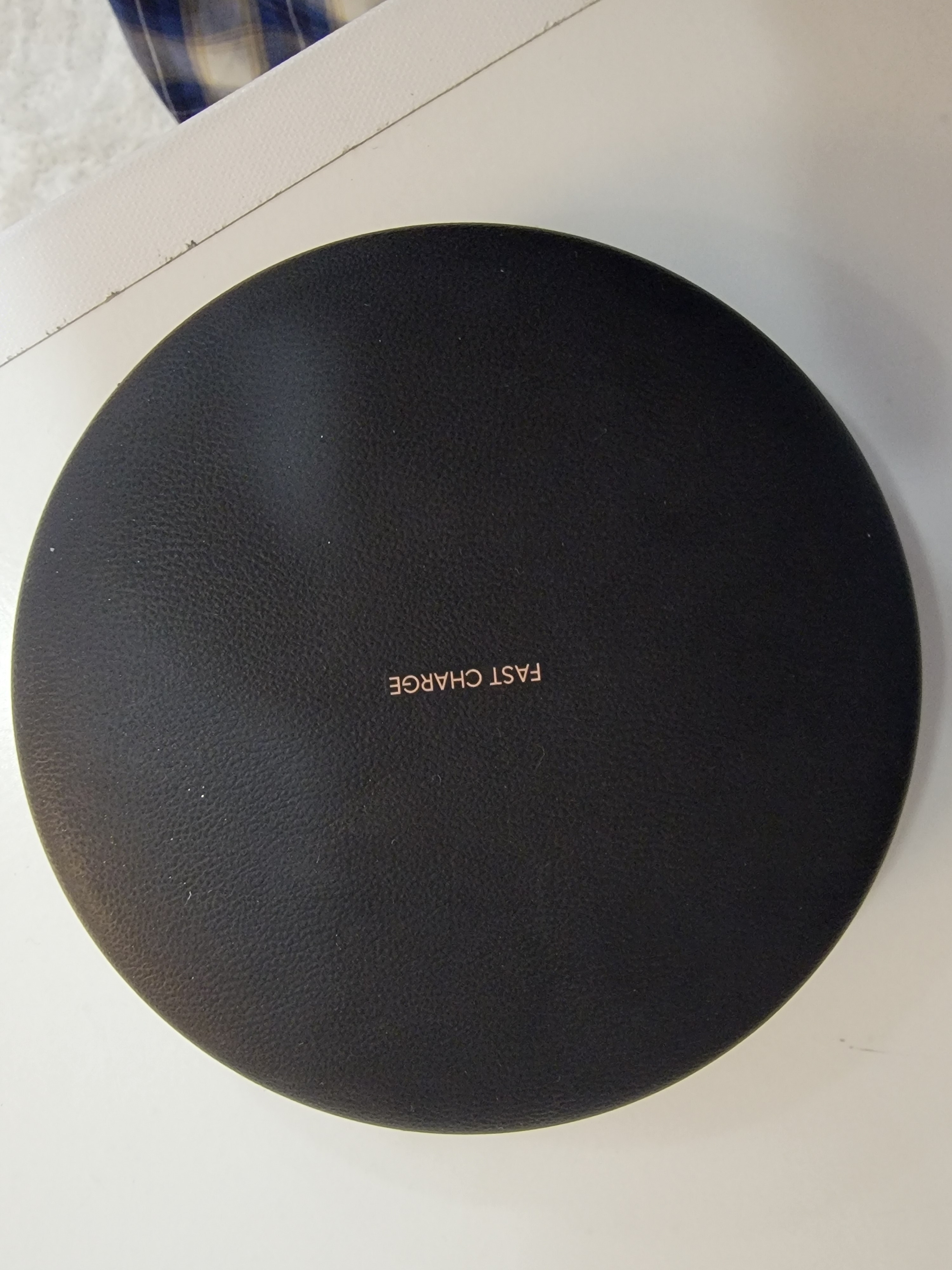 Samsung Wireless fast charger - Image 1
