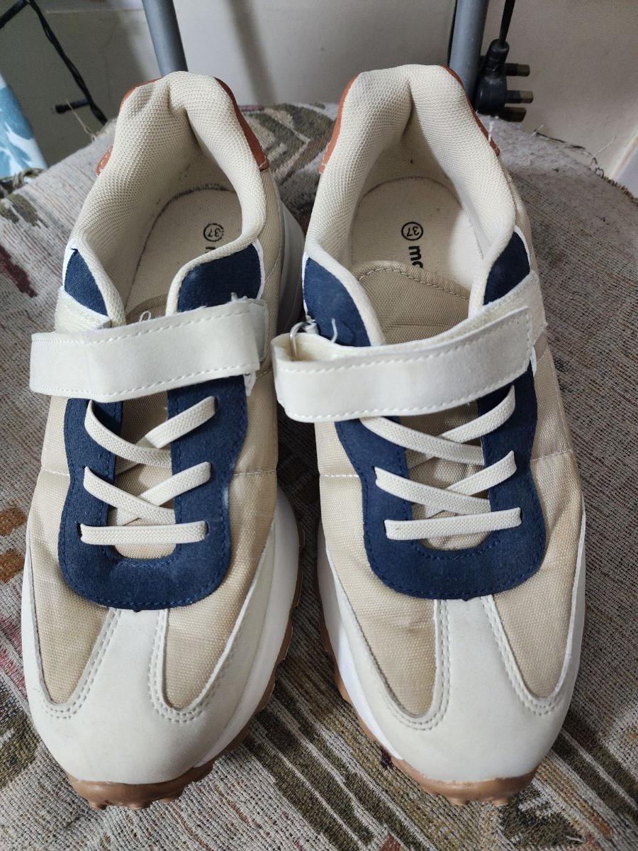 Sneakers - Image 7