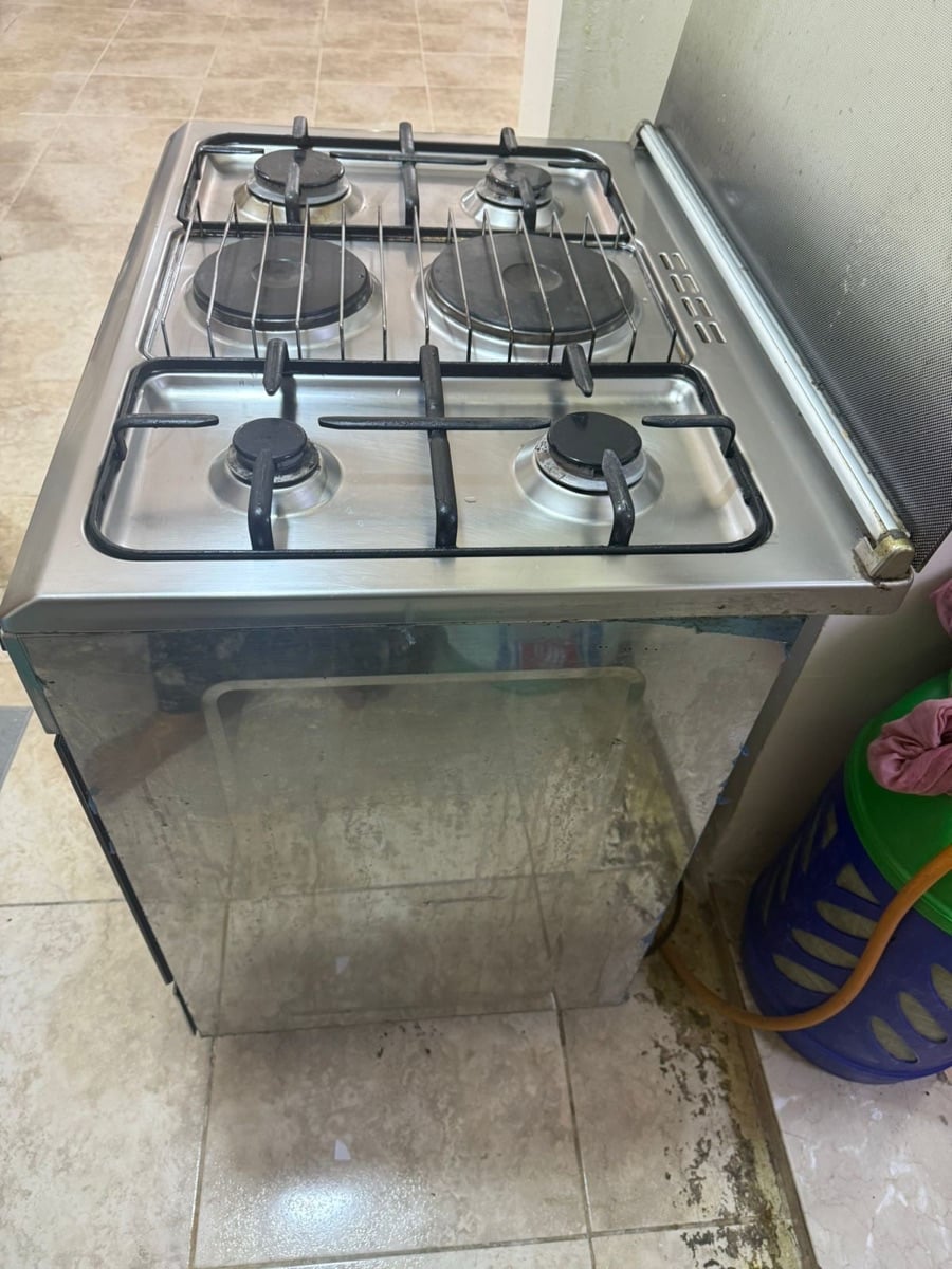 Stove for sale - Image 1