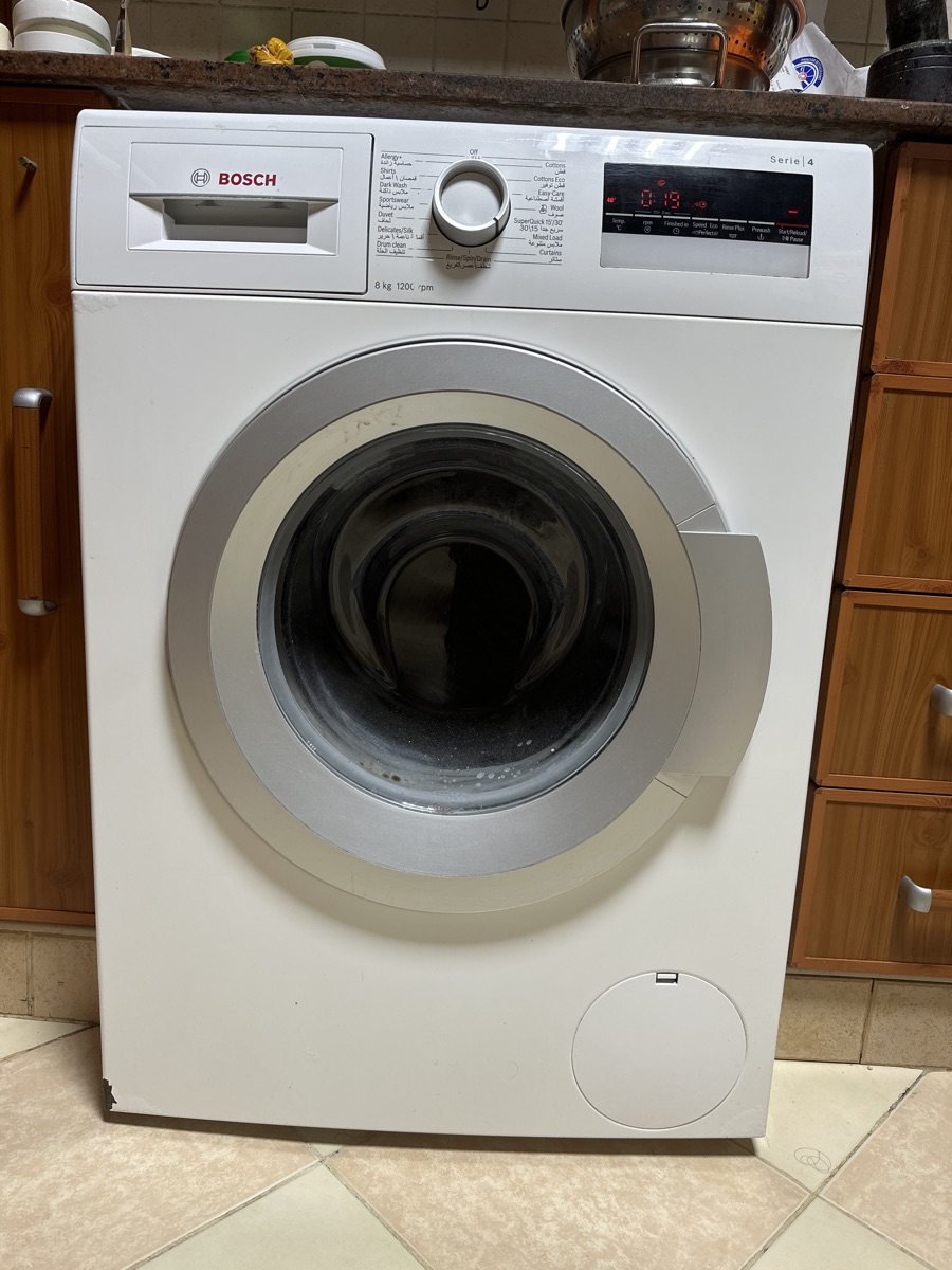 Bosch washing machine - Image 1