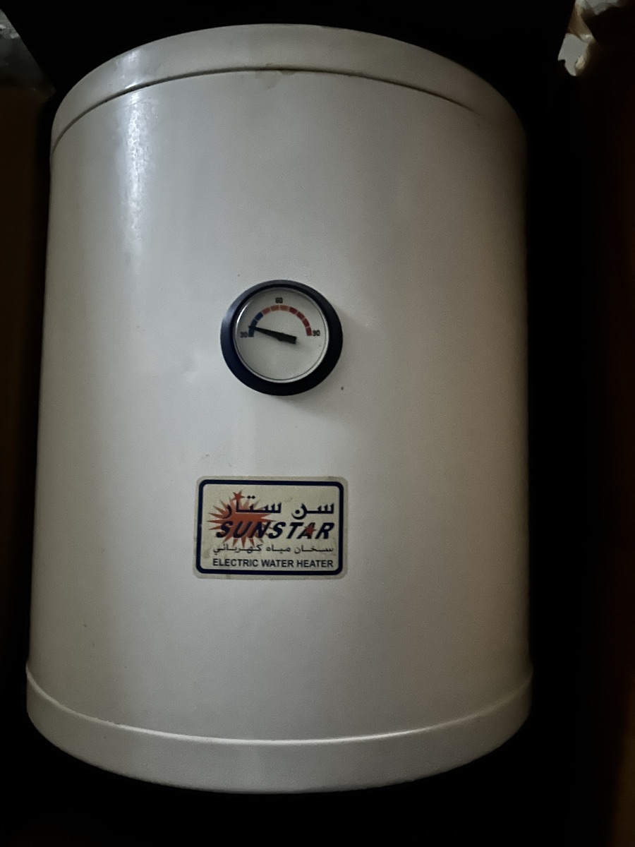 30L Water heater - Image 1