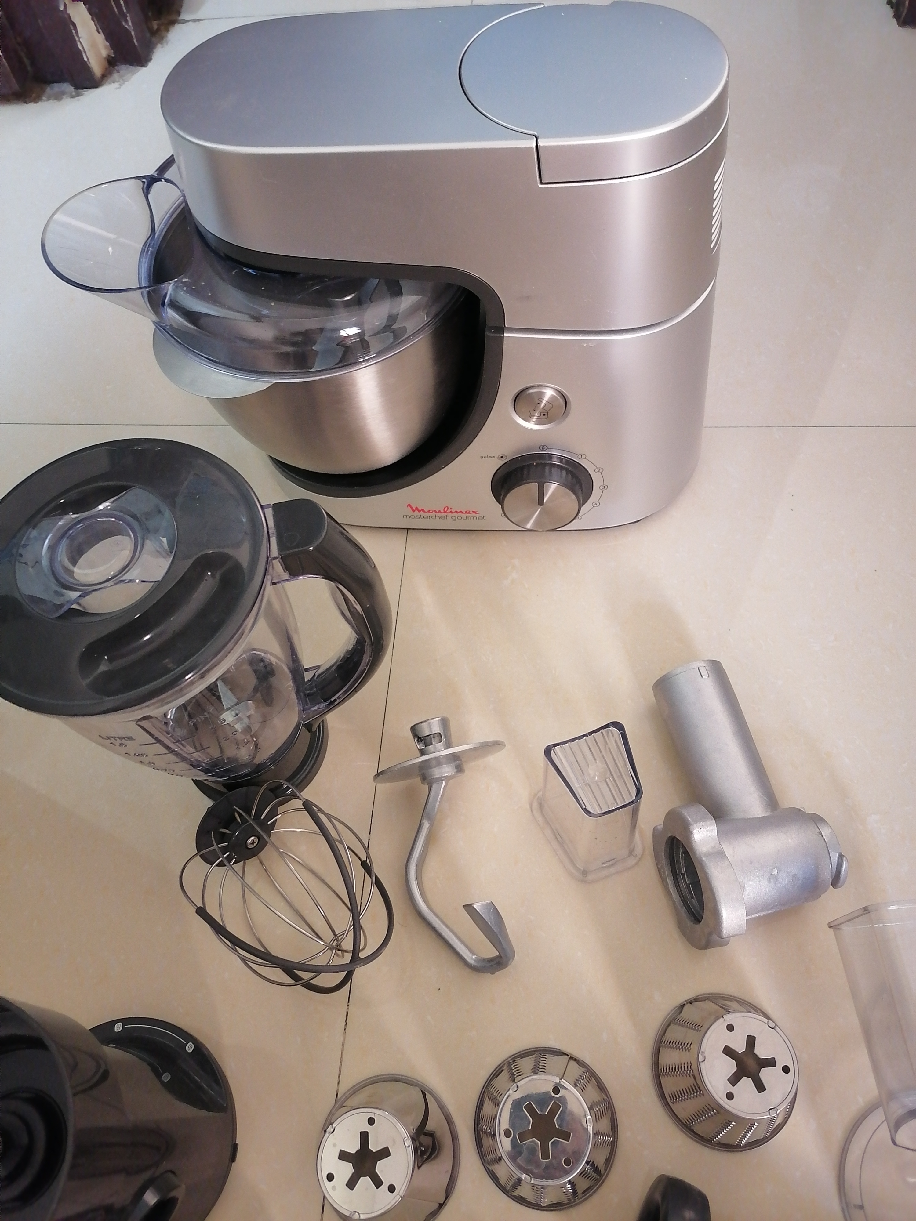Moulinex Kitchen Machine 1100 Watts  - Image 4