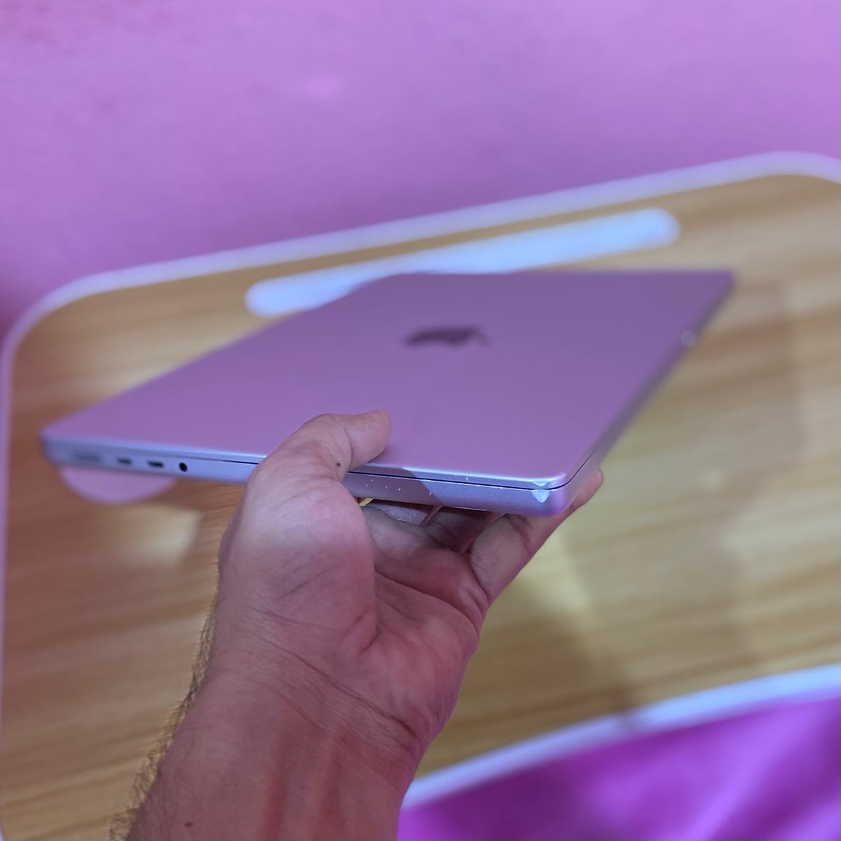 Under Warranty, MacBook Pro M4 - Image 3