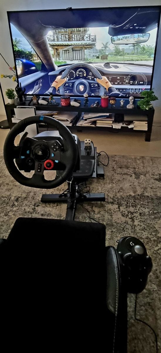 Logitech G29 Racing Wheel + Gear Shifter + Dead Skull Playseat – Excellent Condition - Image 1