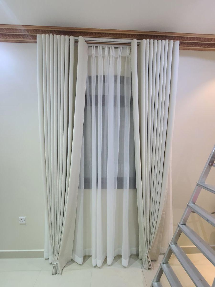 New model curtains selling and fixing available - Image 8