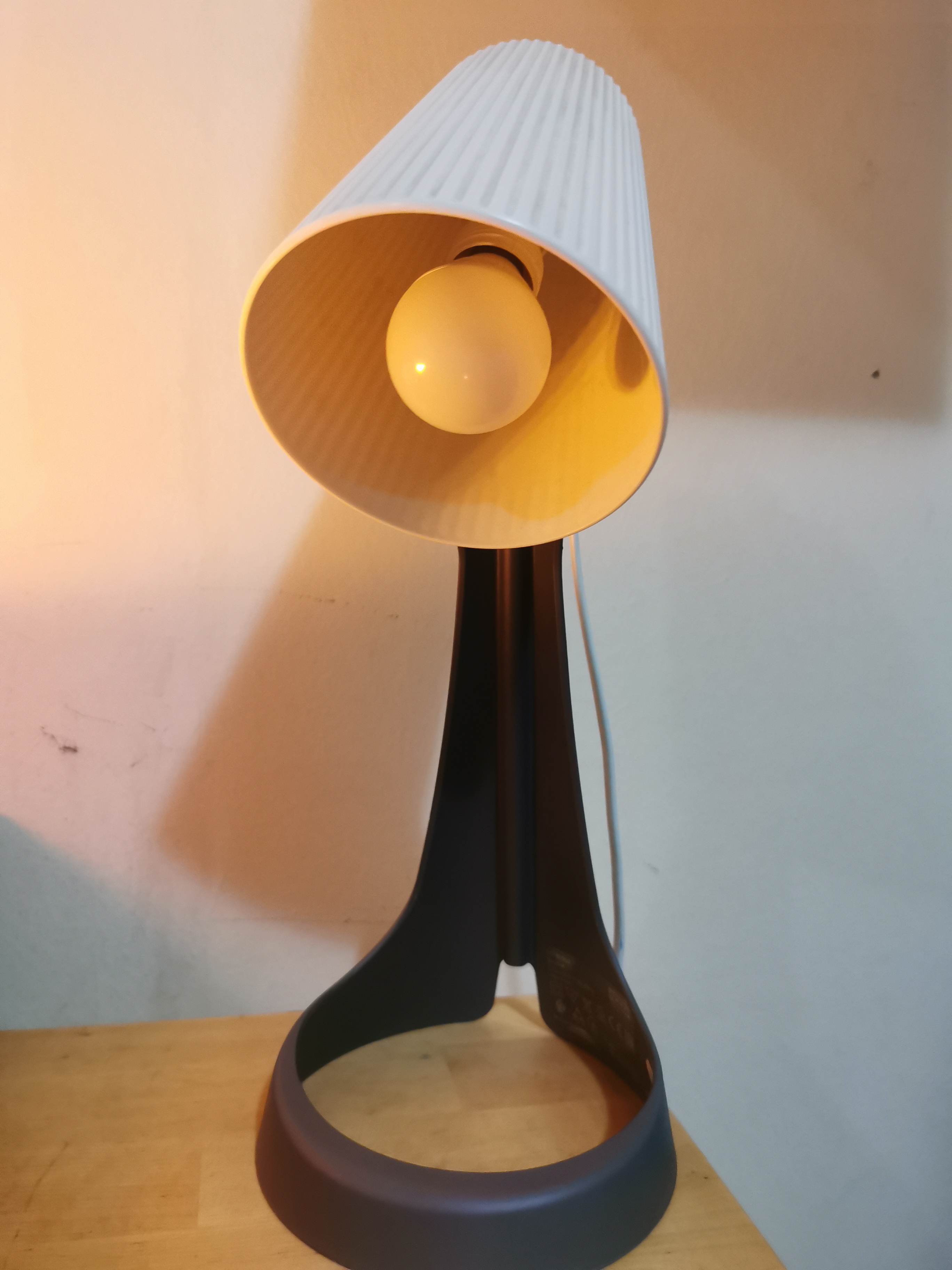 IKEA light lamp for desk/office  - Image 3