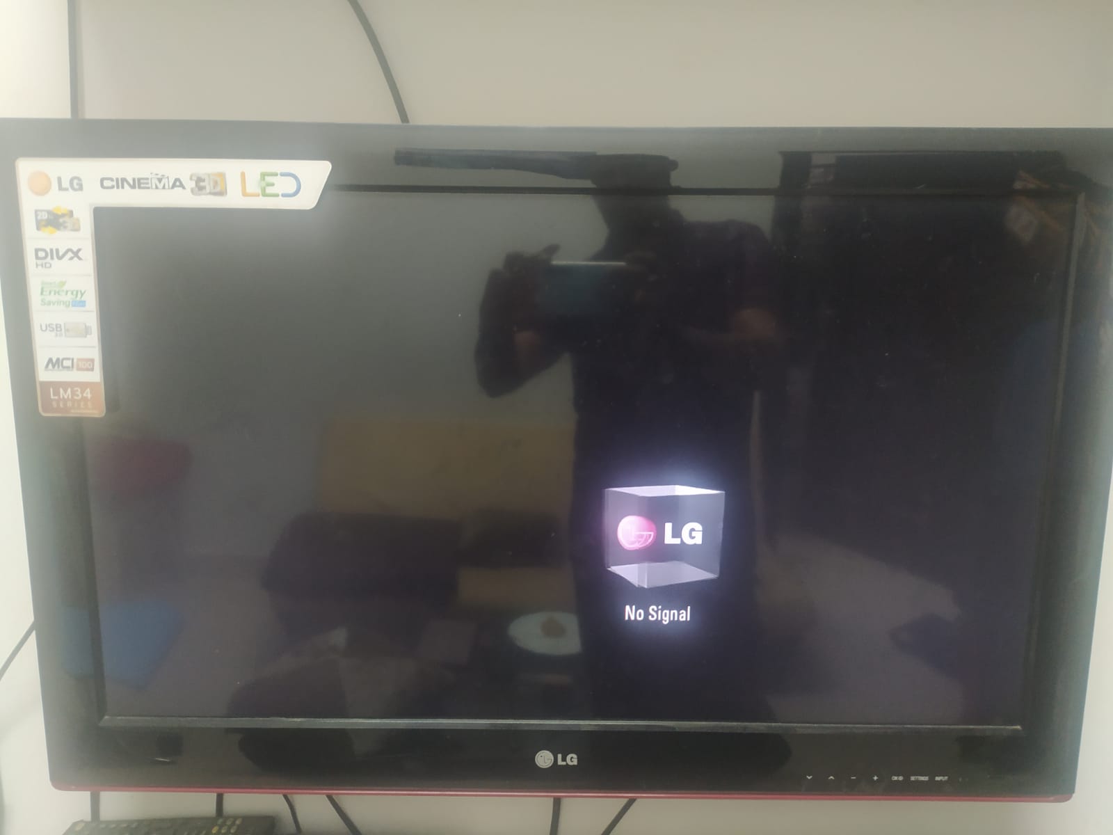 Satellite Dish Big, Airtel HD Receiver, LG LED TV 32inch 3D with Glass (not smart) - Image 3