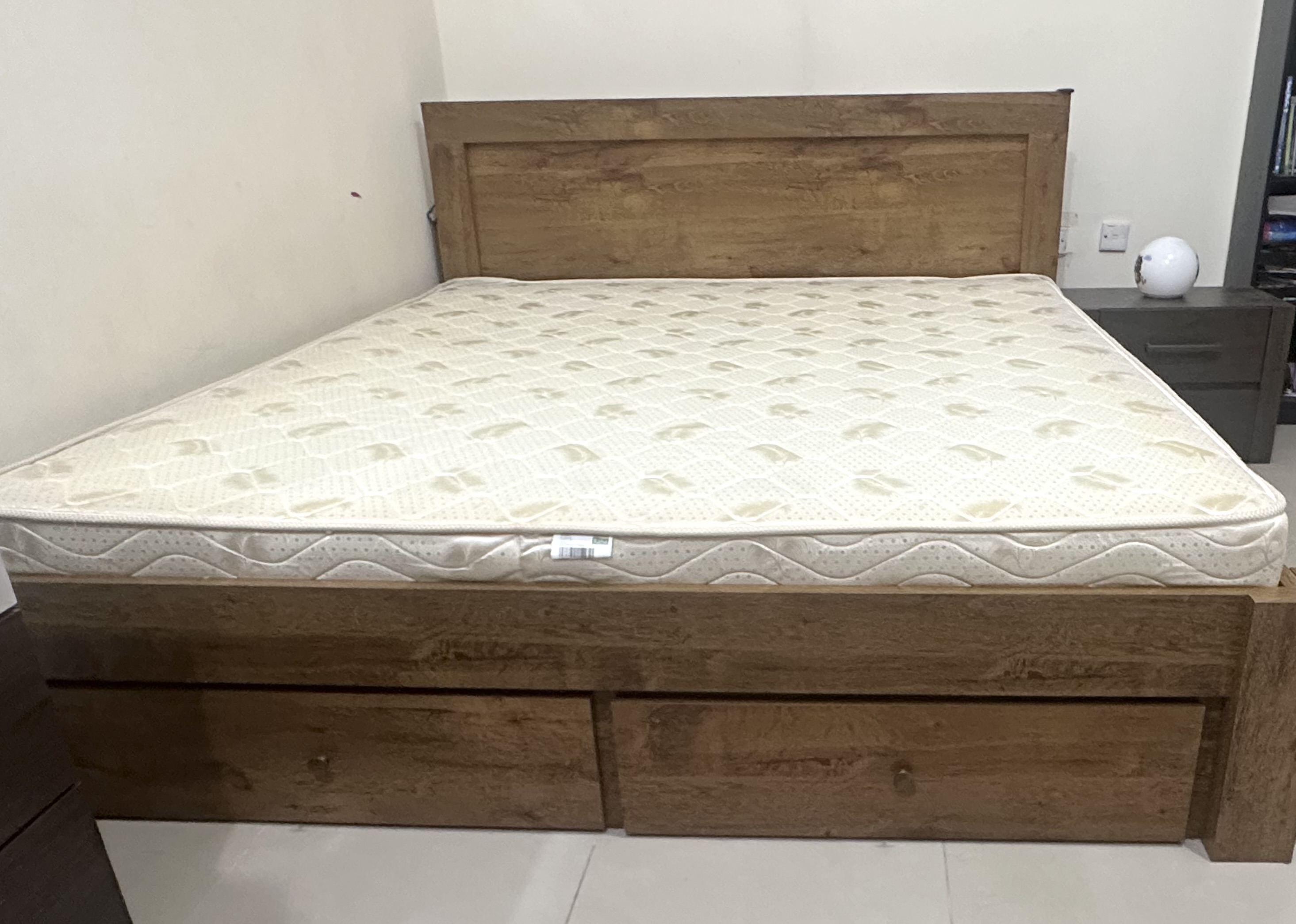 Bed and Matressess - Image 1