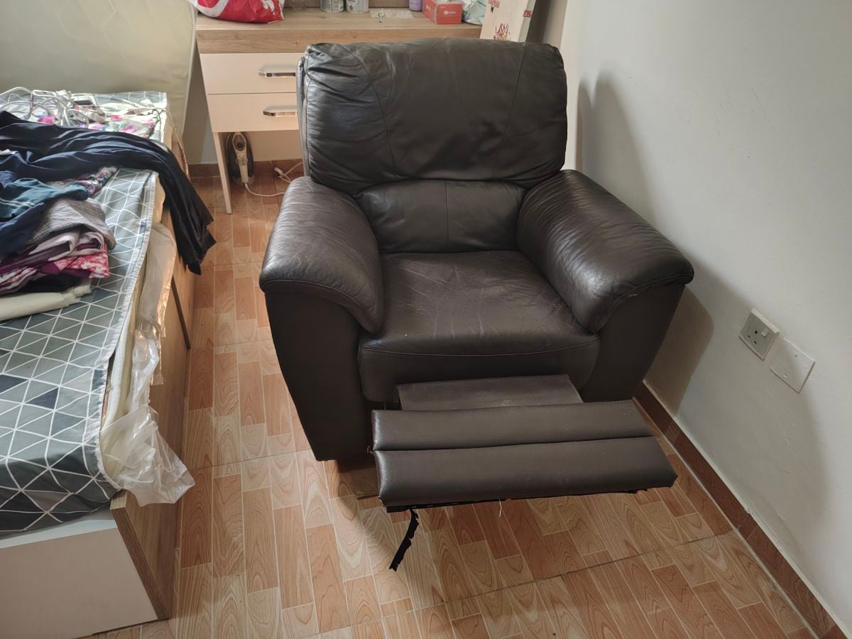 Recliner chair - Image 3