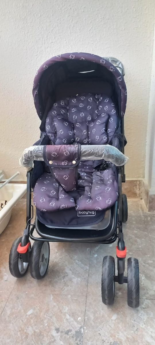 NEARLY NEW! Baby Travel System Bundle for Sale! - Image 12