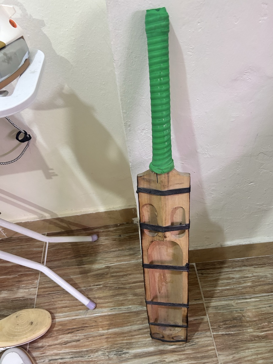 Cricket bat good stroke - Image 3