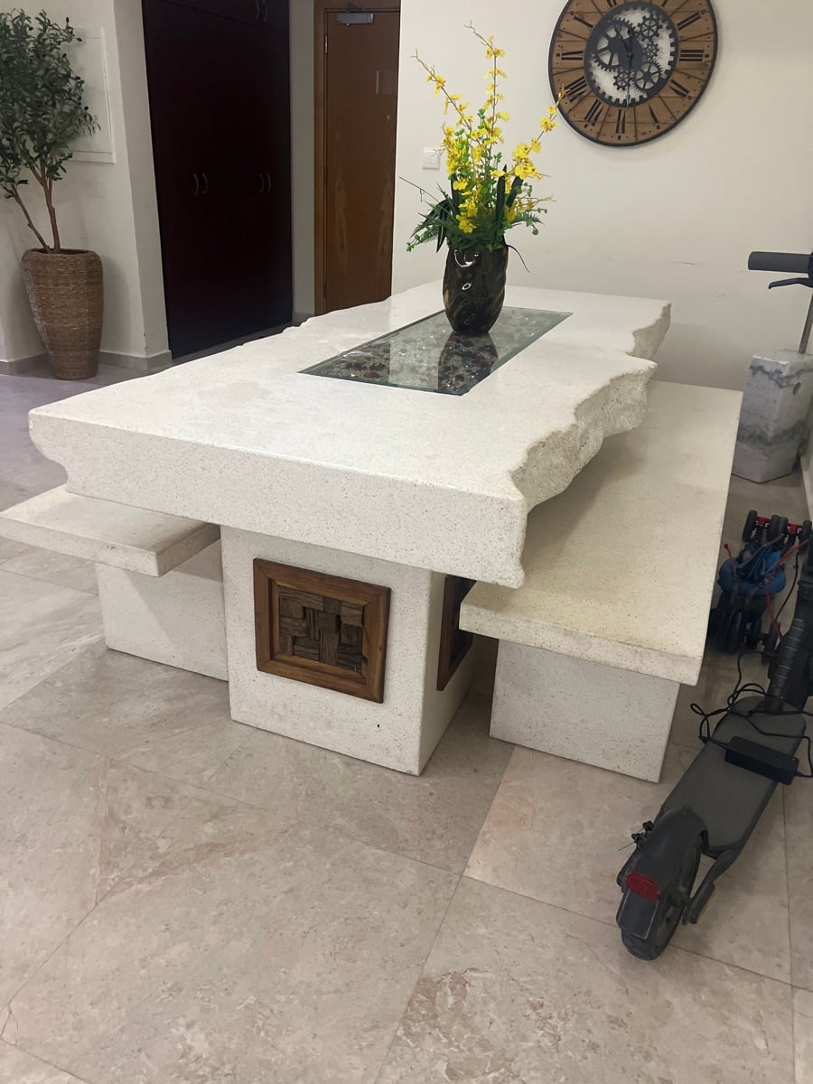 Dining Table - Image 3