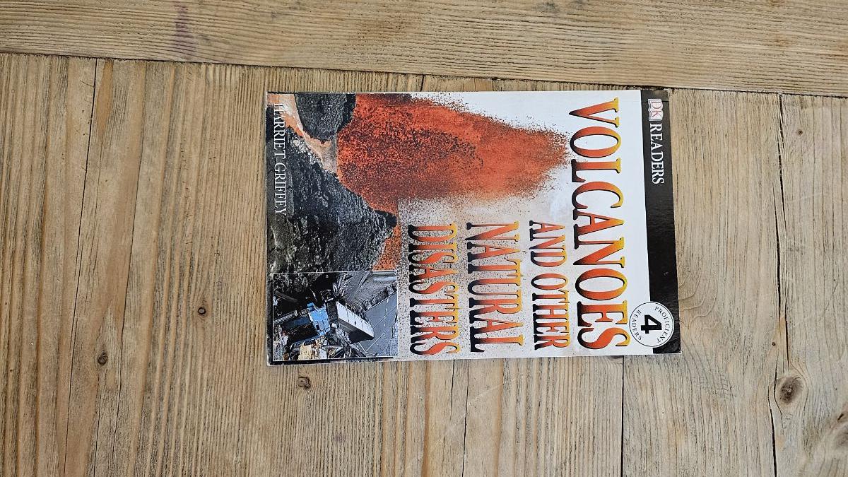 Science books - Image 7