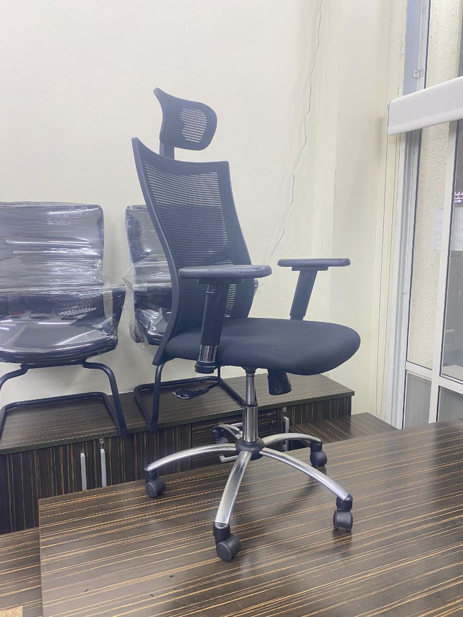 Used office desk study table metting table reception workstation sofa buy sell 33270617 - Image 13