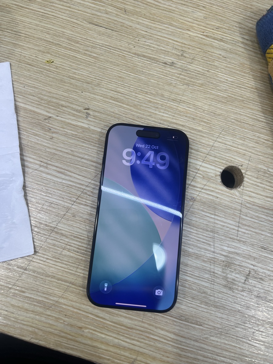 iPhone 16pro 1tb black color - Image 4