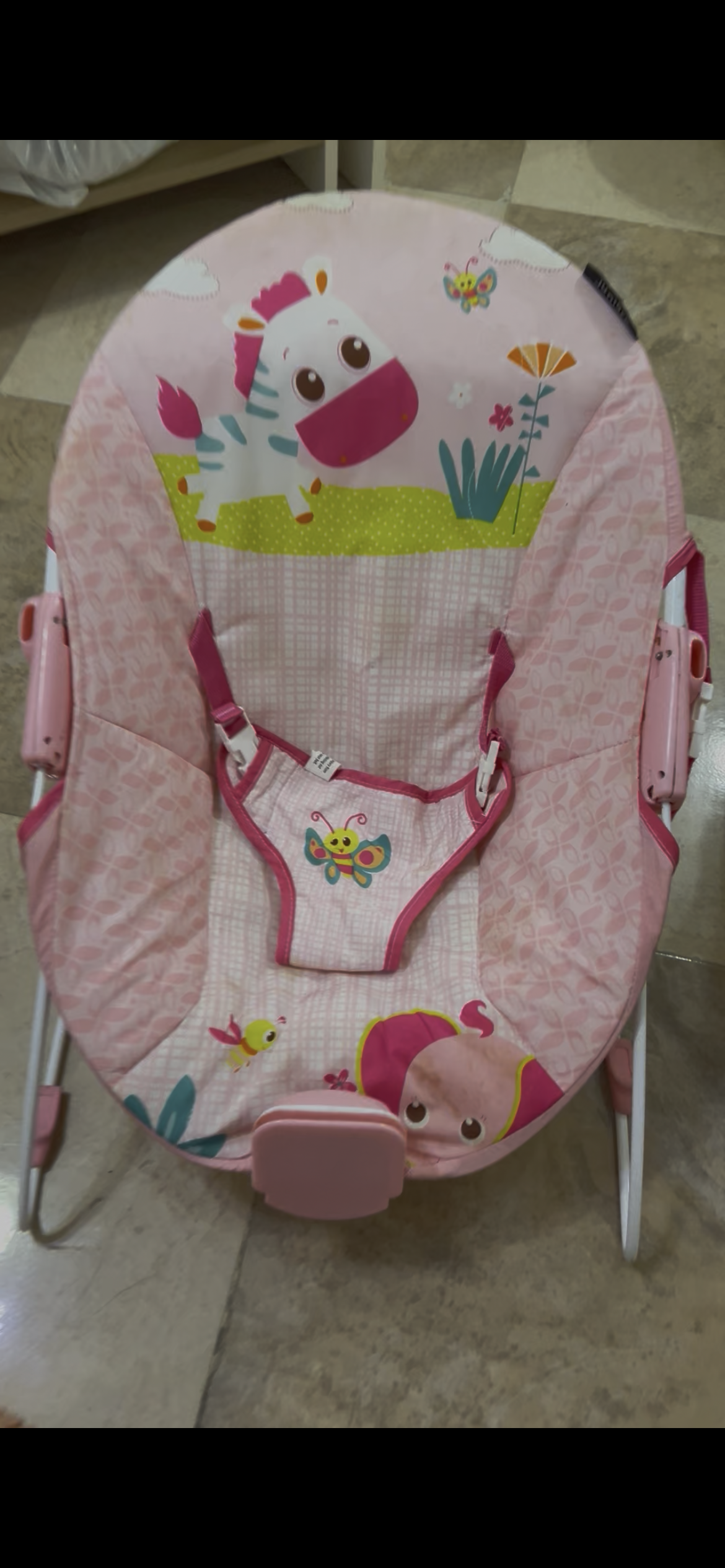 Graco Stroller and car seat (attachable) ,bouncer ,Giggles bed almost new . IKEA Baby bathtub and CentrePoint Bathing chair. All minimum used  - Image 6