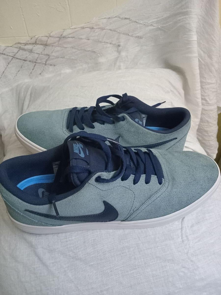 Nike - Image 9