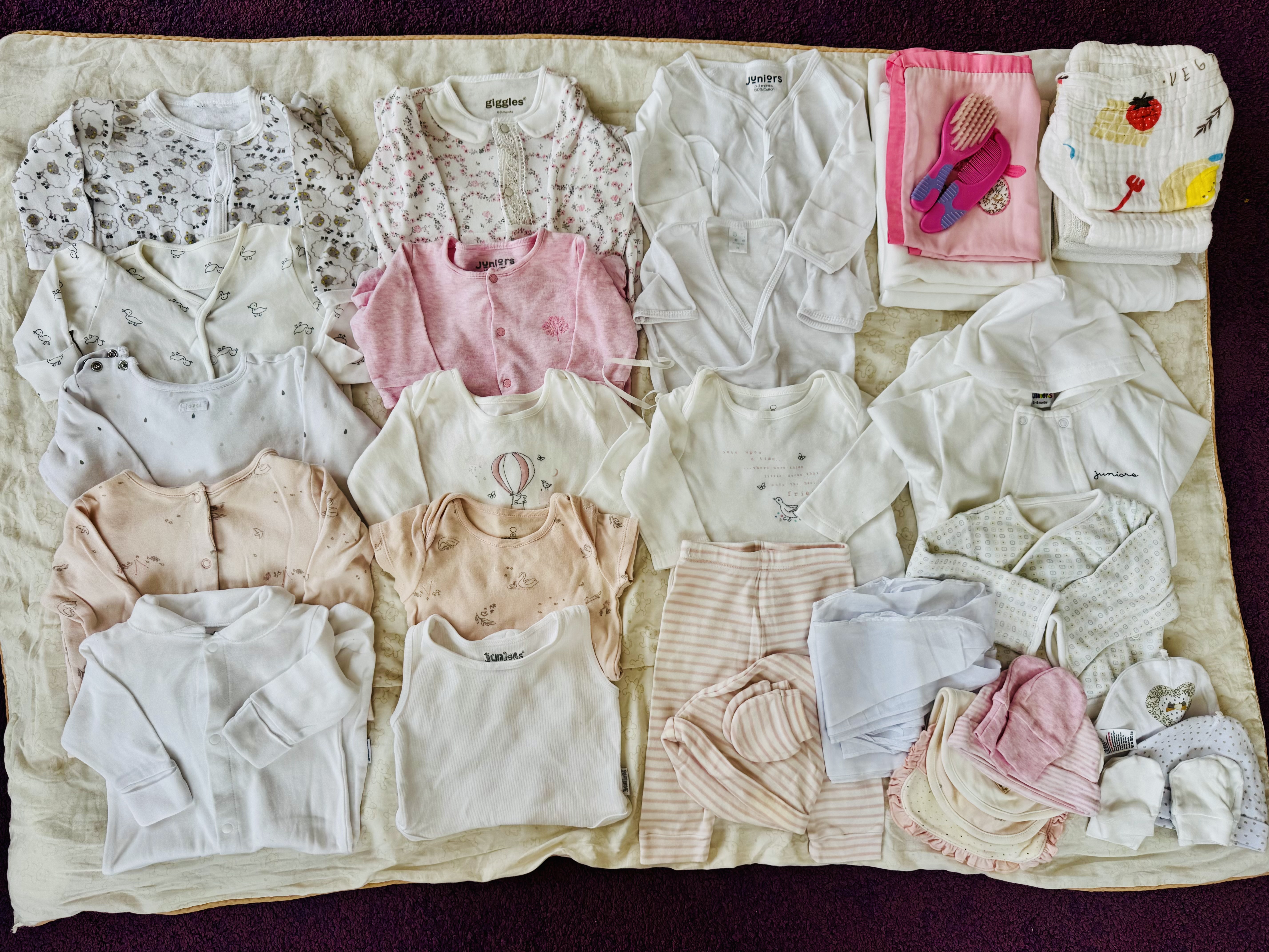 Baby girl clothes from 0-6months - Image 1