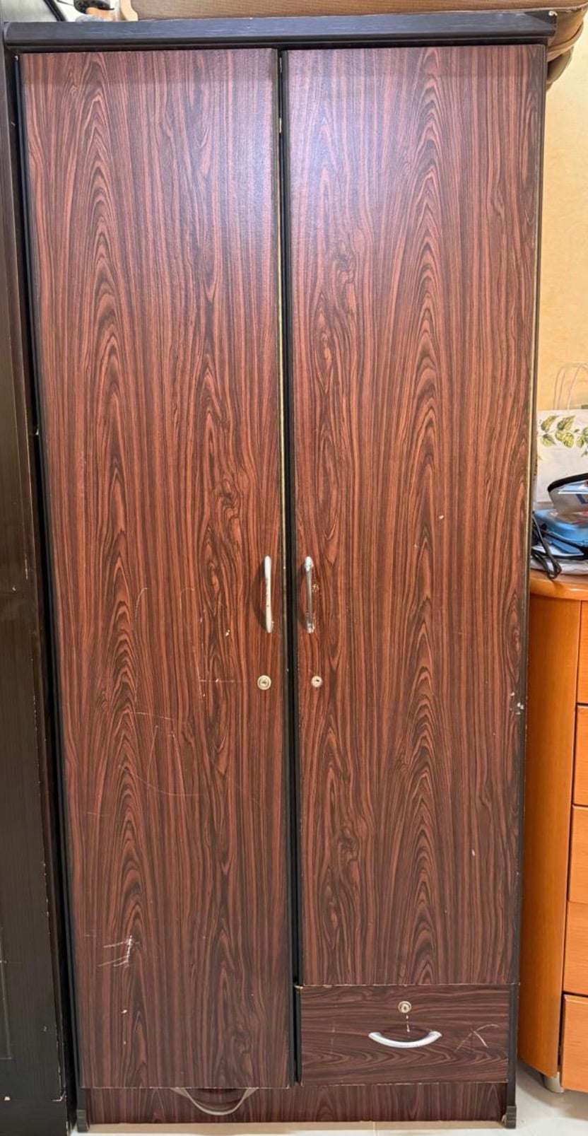 2 cupboards , 1 mini storage rack , dressing table in good condition for sale   - Image 3