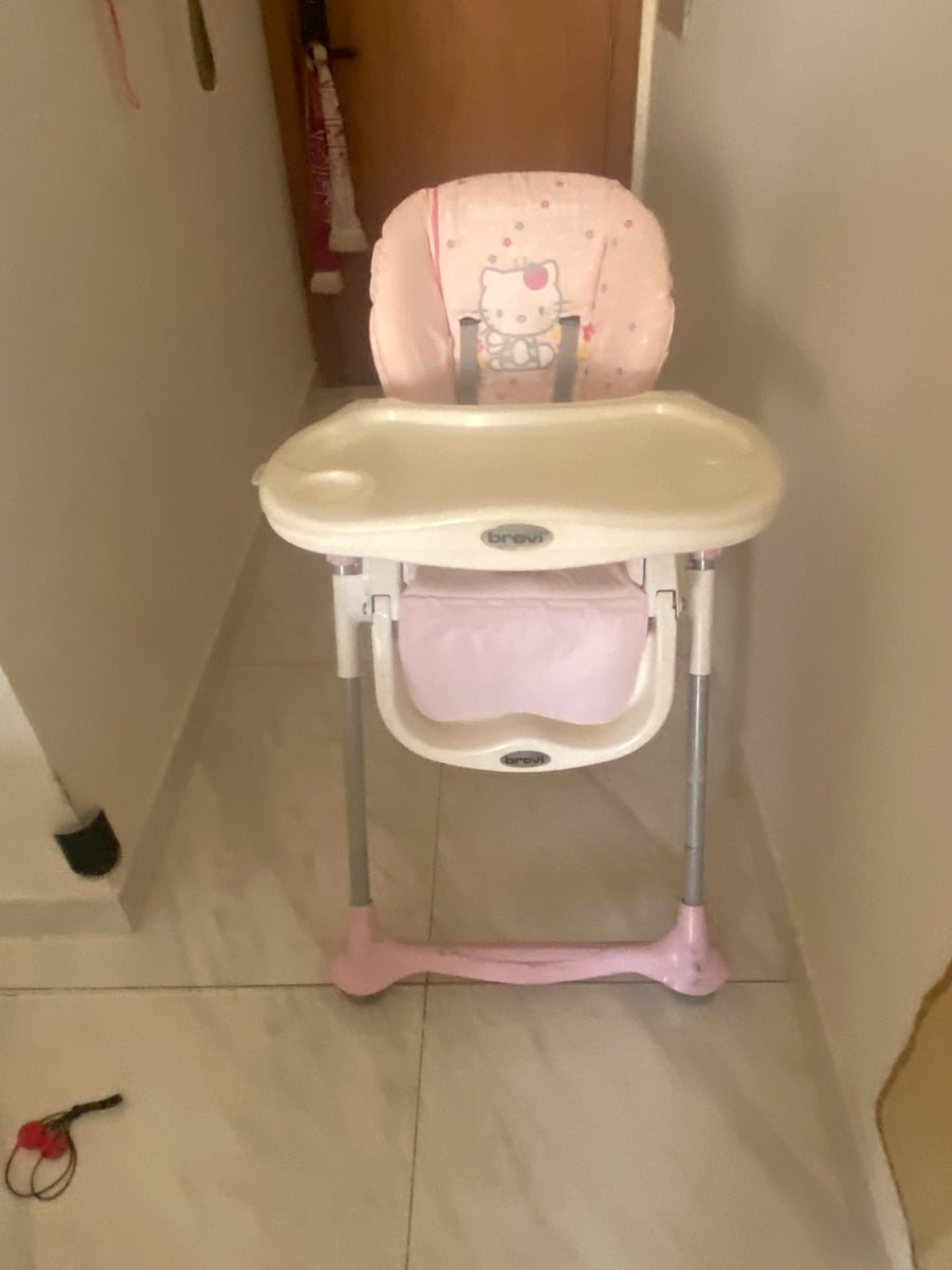 Hello Kitty High Chair for girl - Image 4