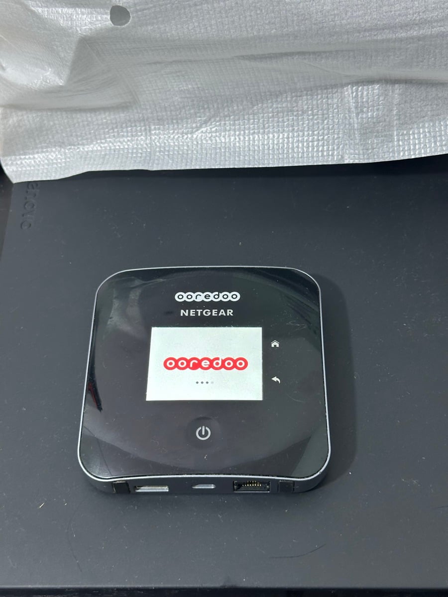 Netgear M2 SIM WiFi - Image 2