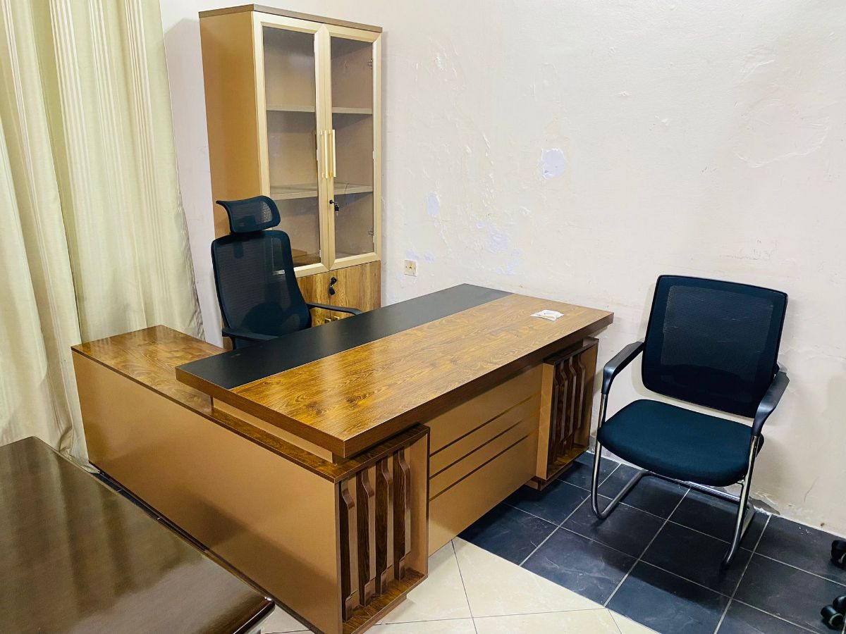 Used office furniture selling - Image 8
