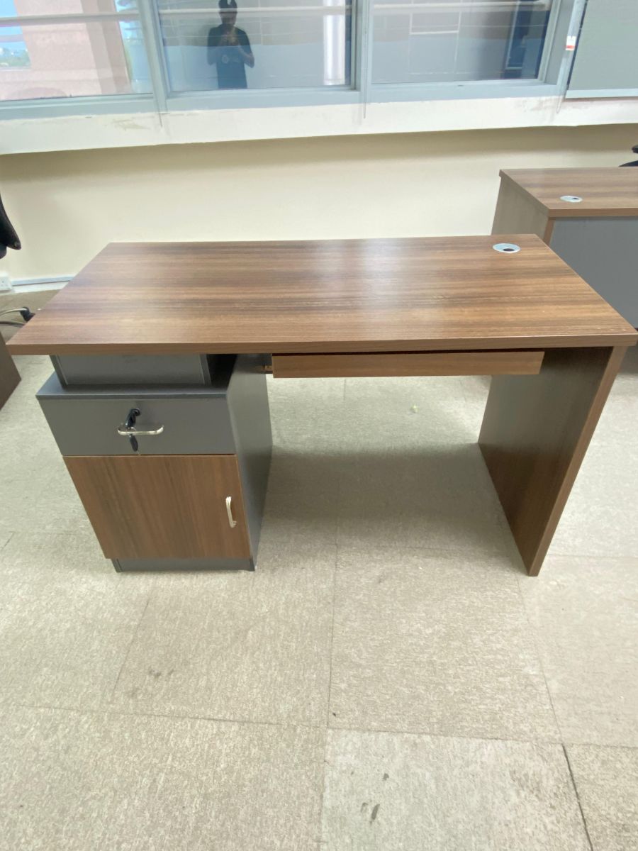 Used office furniture for sell 33049900 - Image 6