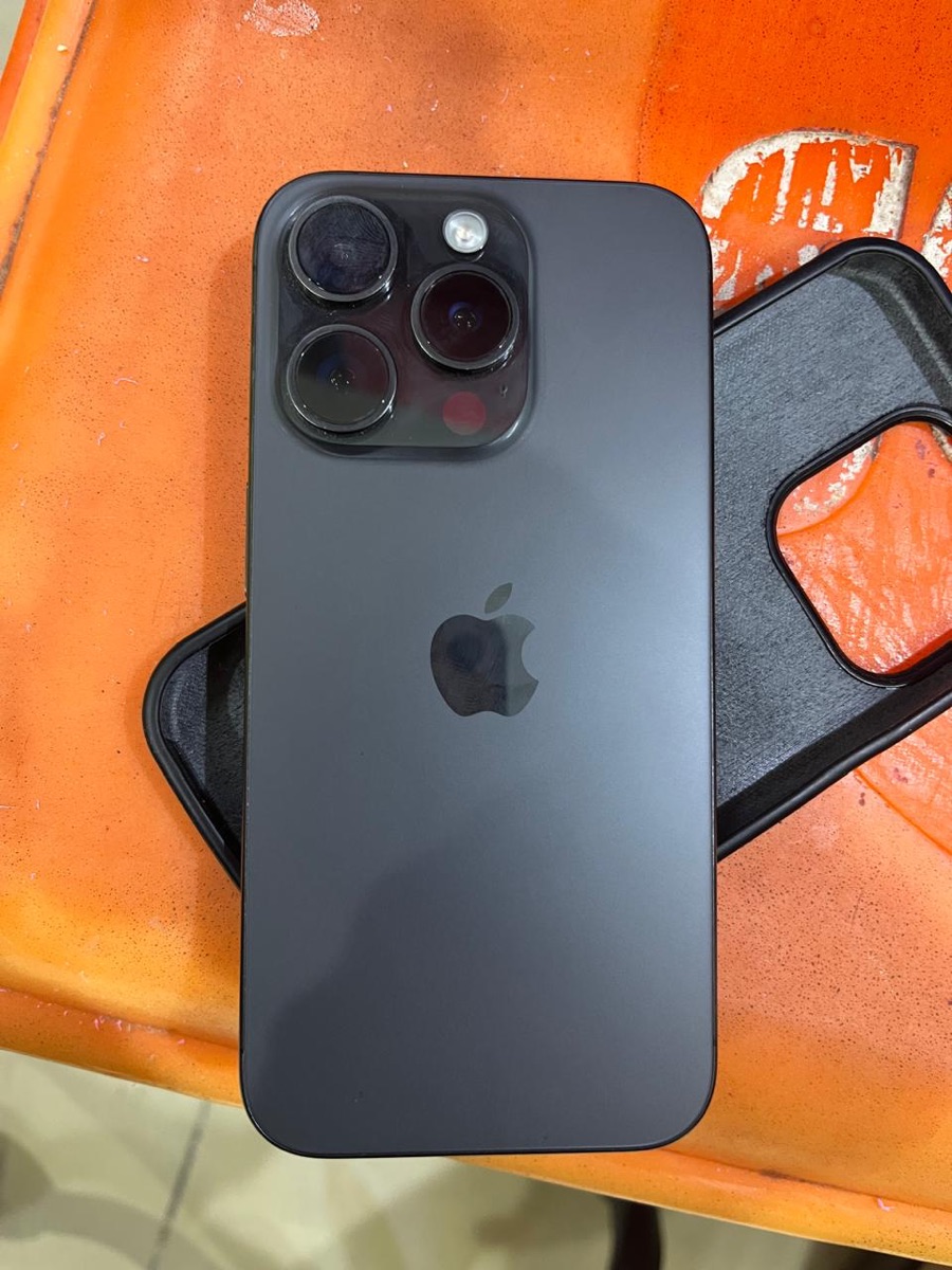 iPhone 15 pro 128gb - Image 4