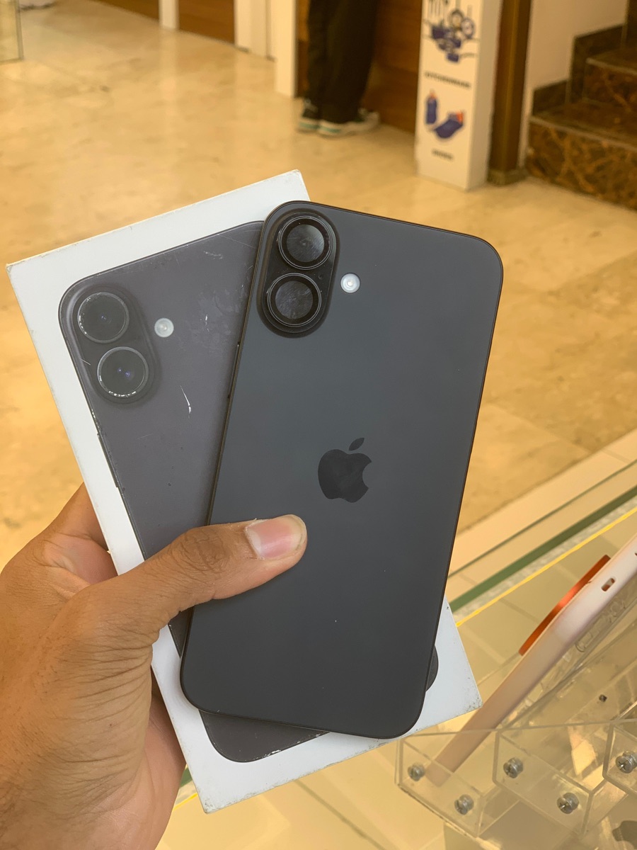 iPhone 16 plus 128gb black - Image 1