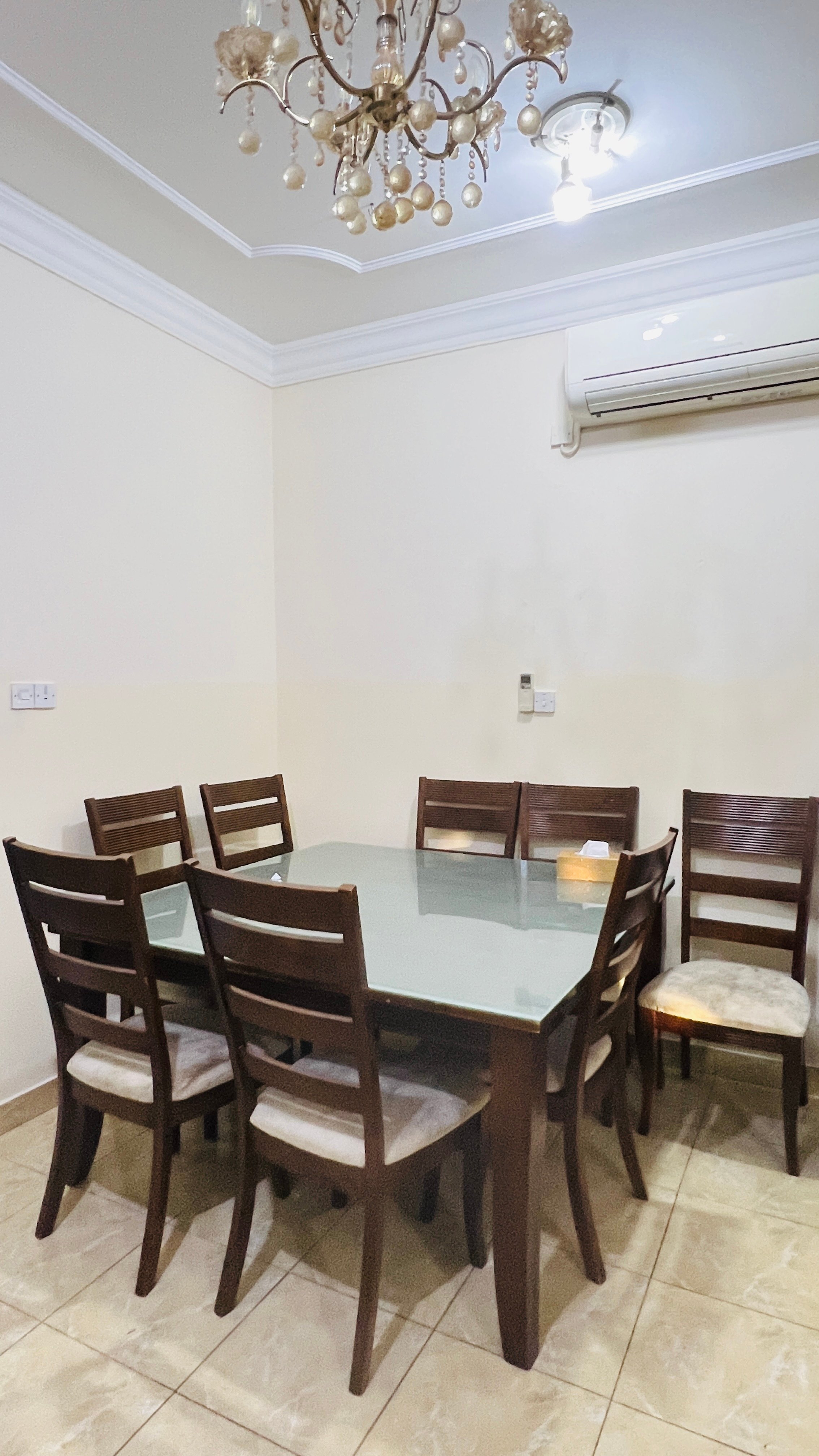 Big dining table (without chairs) - Image 3