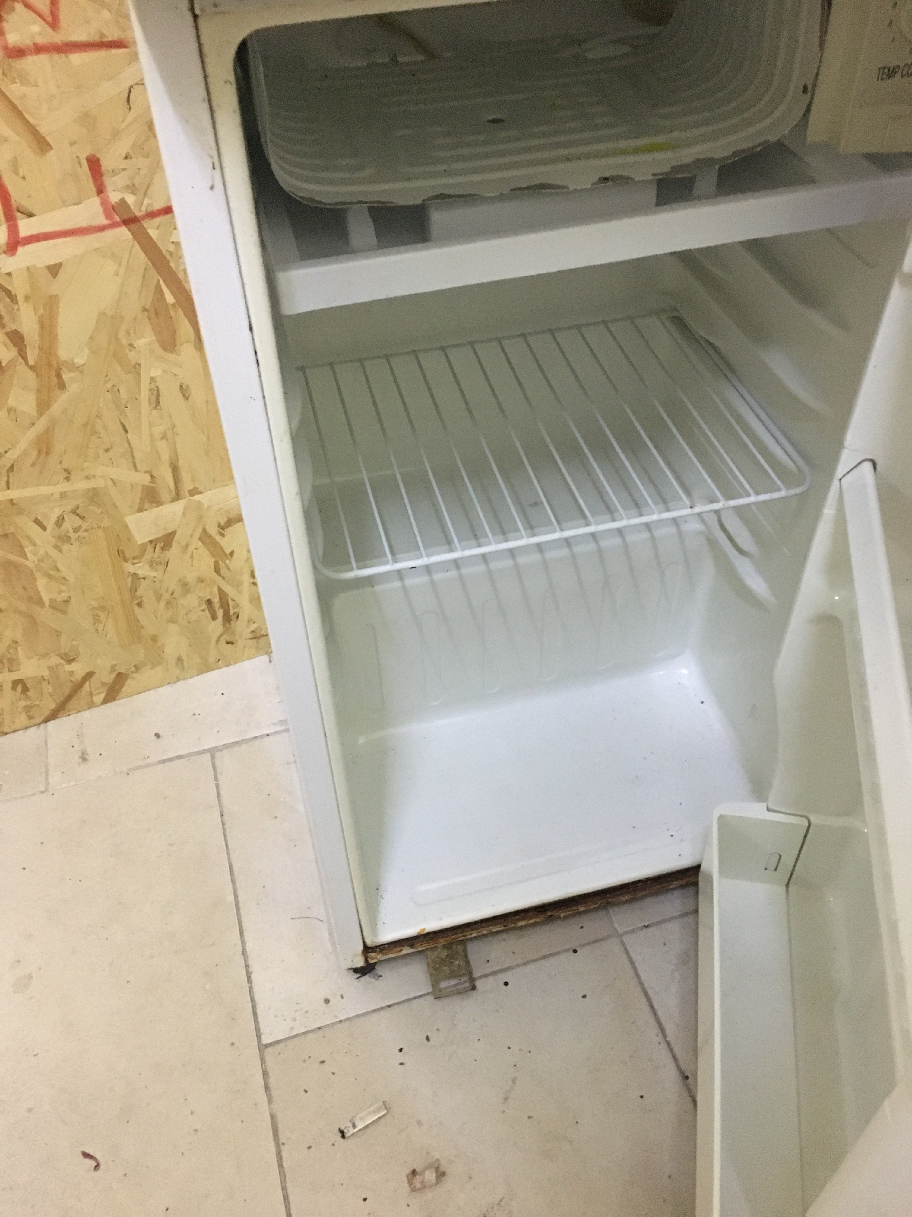 SALE  REFRIGERATORS - Image 3