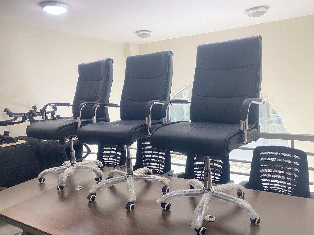 Used office furniture buy and sale - Image 12
