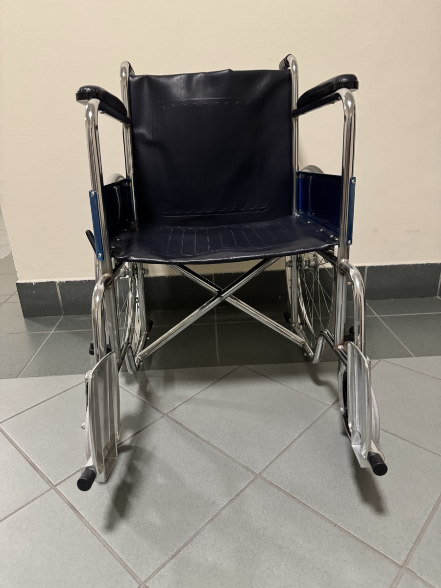 Wheelchair - Image 9