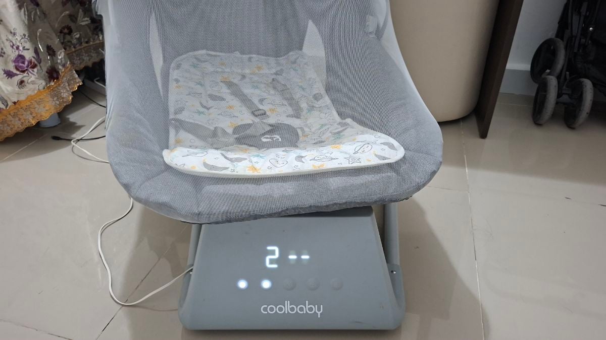 Baby swing for sale - Image 5