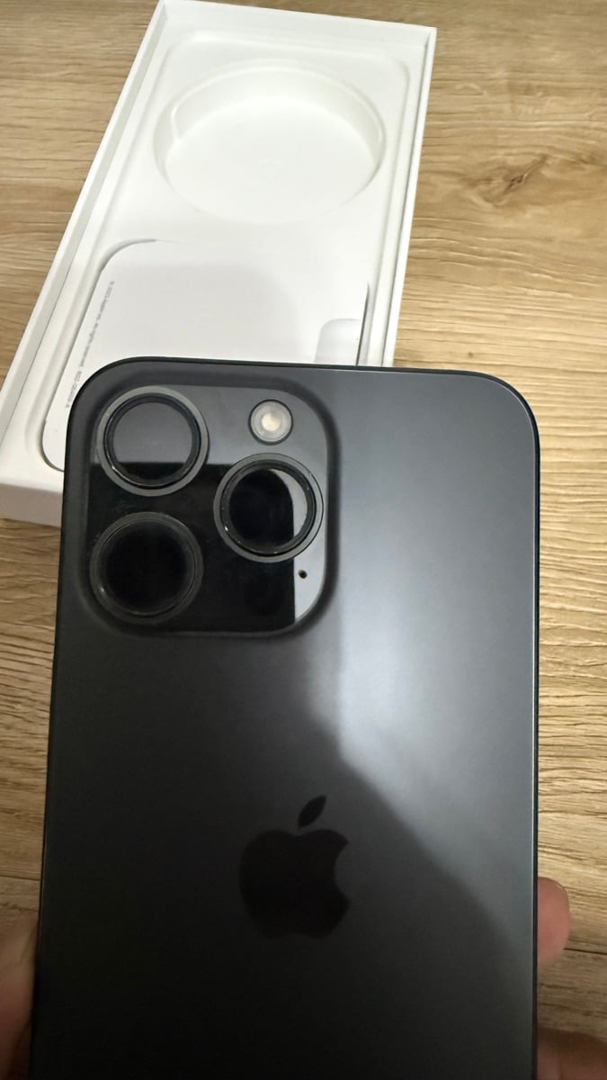 iPhone 15 pro max - Image 3