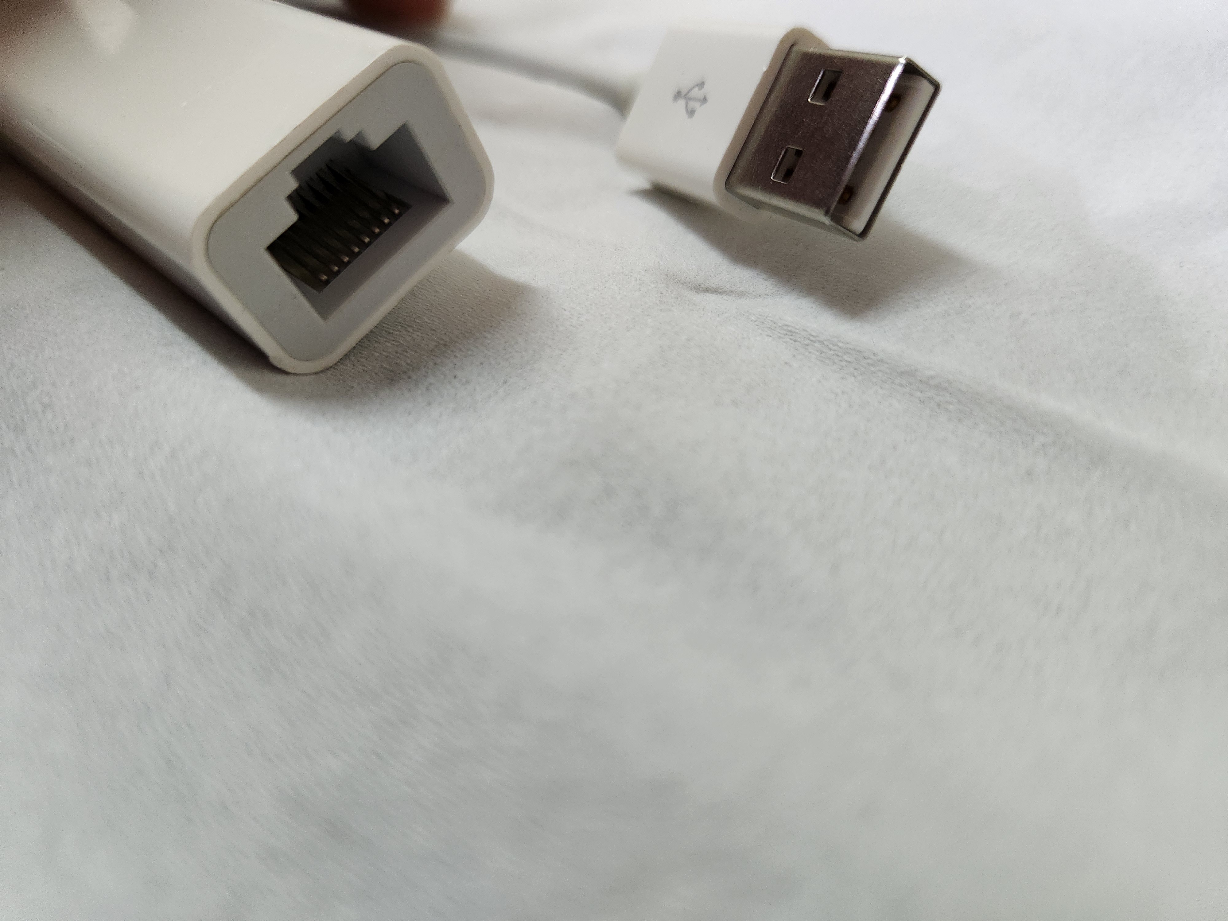 APPLE USB ETHERNET ADAPTER - Image 1