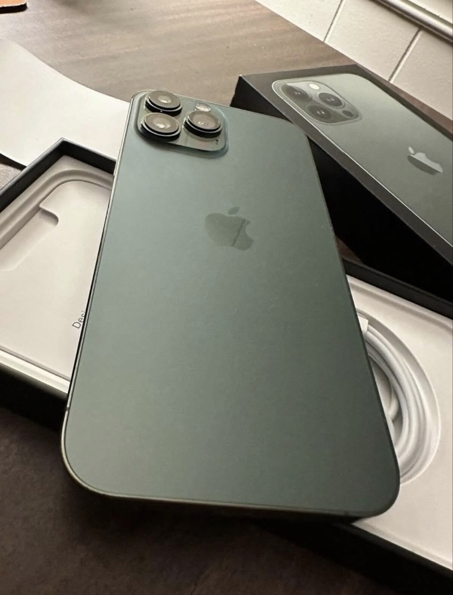 iPhone 13 Pro 256 GB – Alpine Green | Immaculate Condition - Image 1