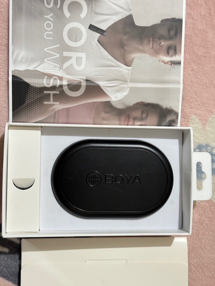 Urgent sale ?Boya BY-WM3D 2.4 GHz Wireless Microphone - Image 2