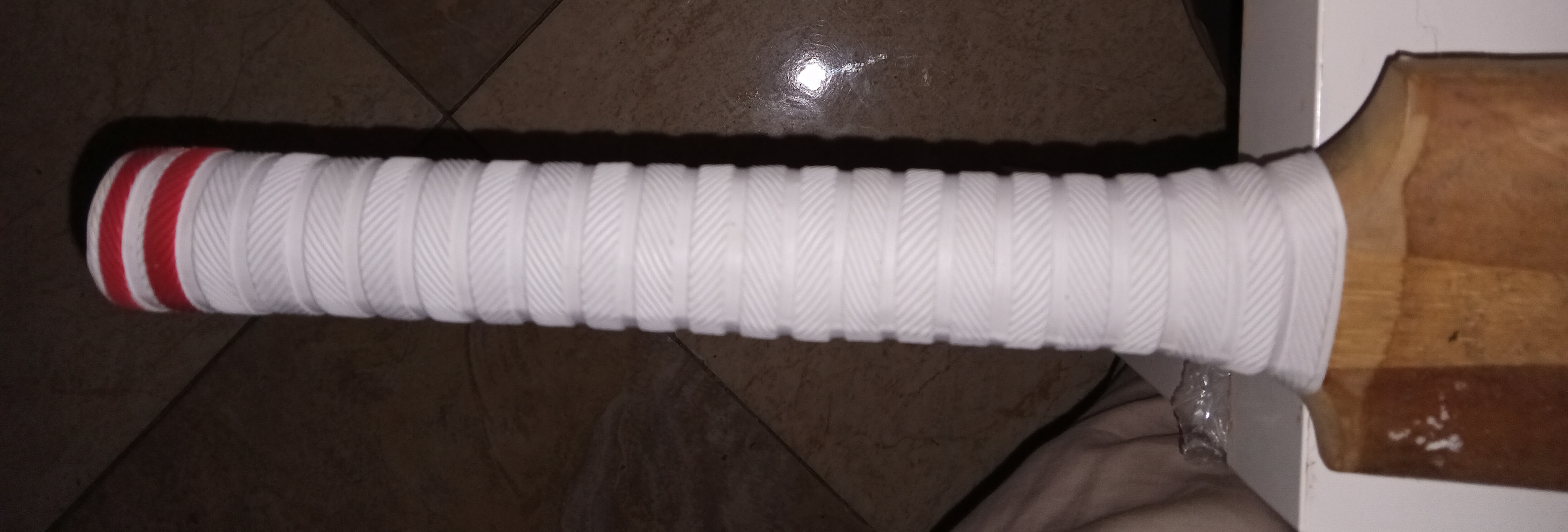 Cricket bat IHSAN Original hard ball. - Image 6