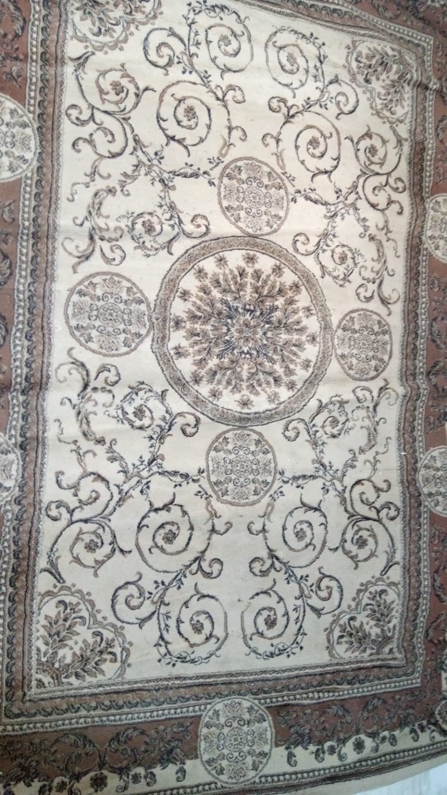 CARPET 2 X 3 MTRS GOOD CONDITION - Image 3