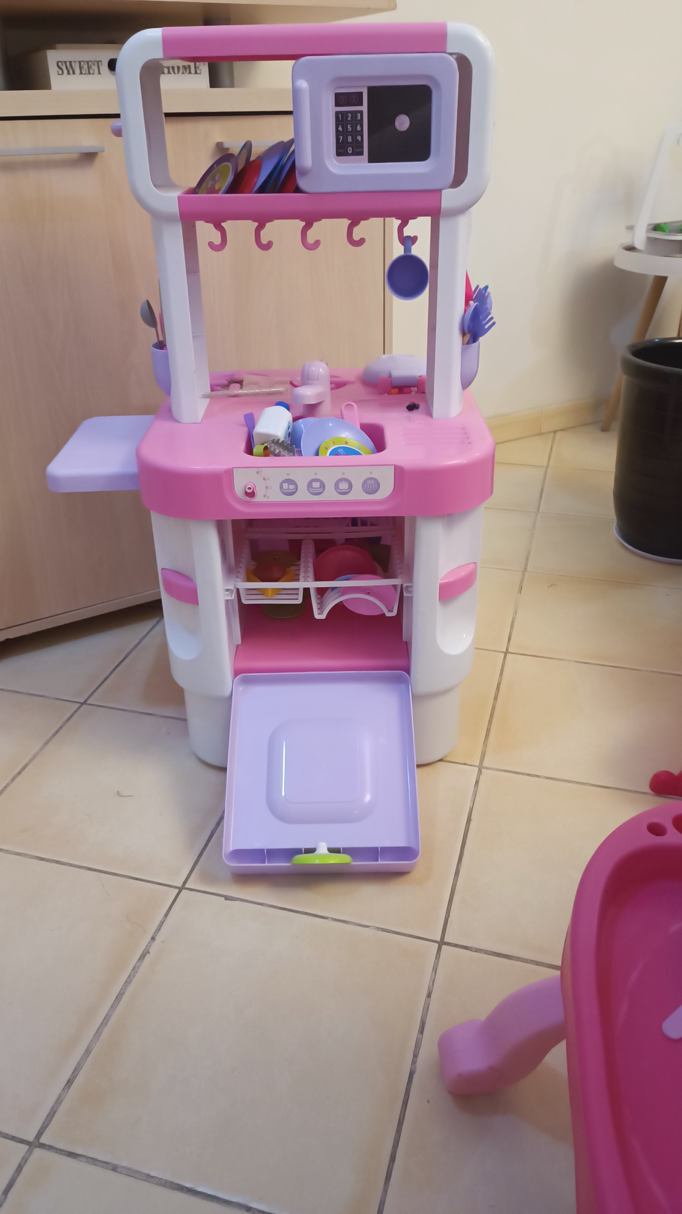 Kids kitchen and mirror and board - Image 4