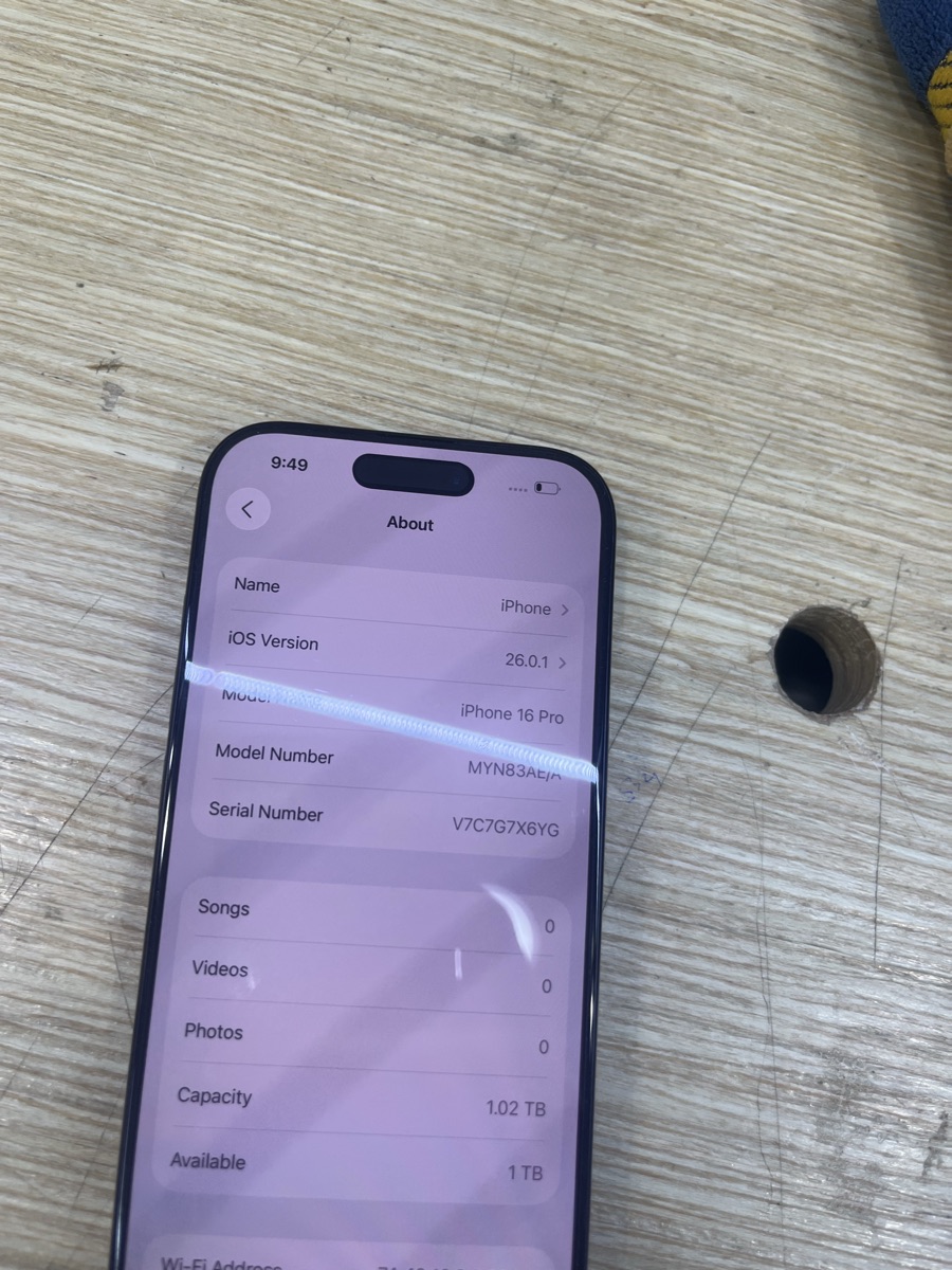 iPhone 16pro 1tb black color - Image 3