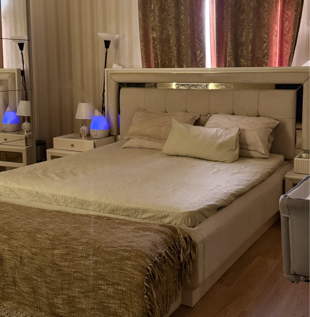 Bedroom set by home center perfect condition - Image 6