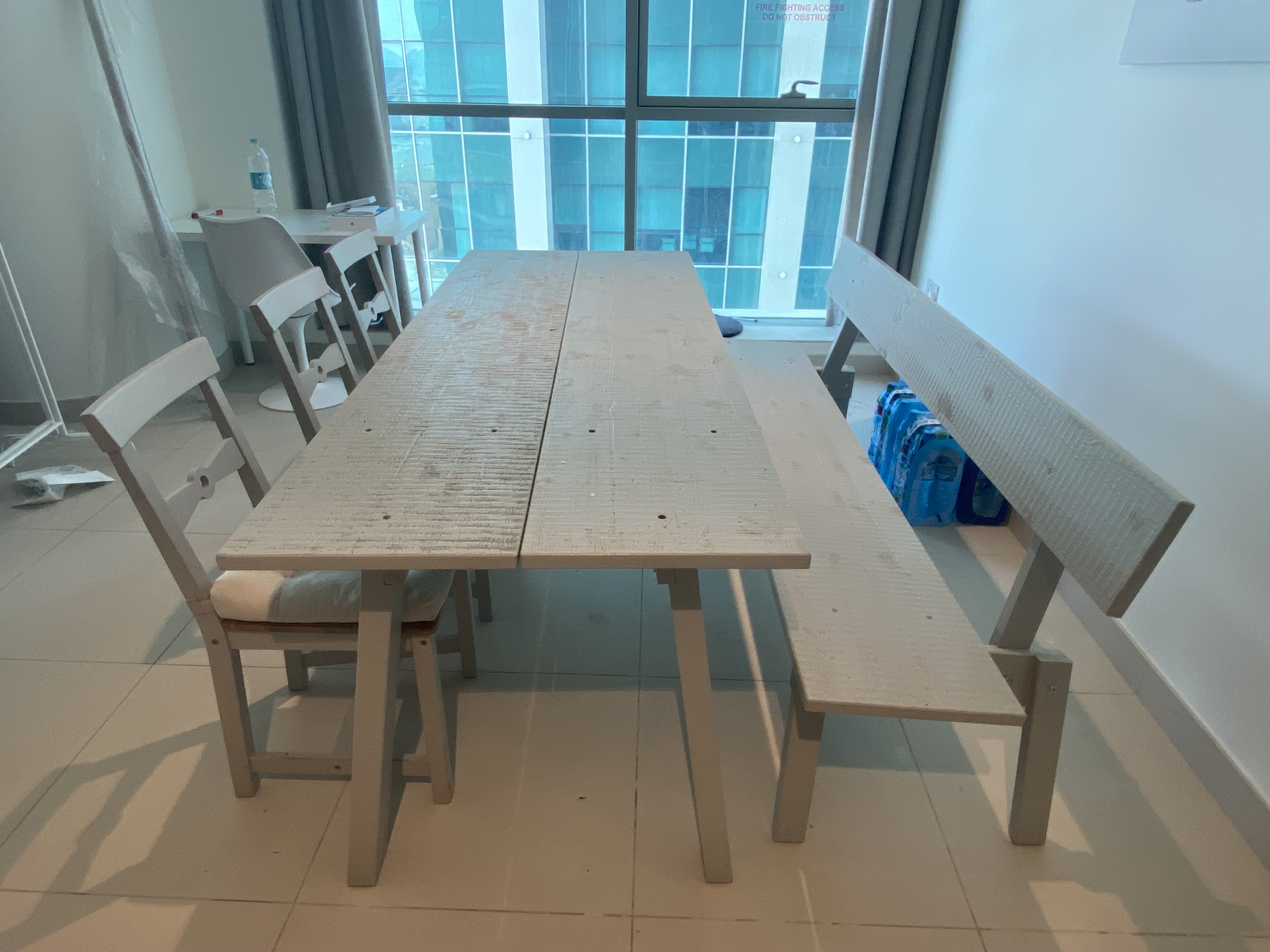 IKEA modern dinner table 6 seats  - Image 6