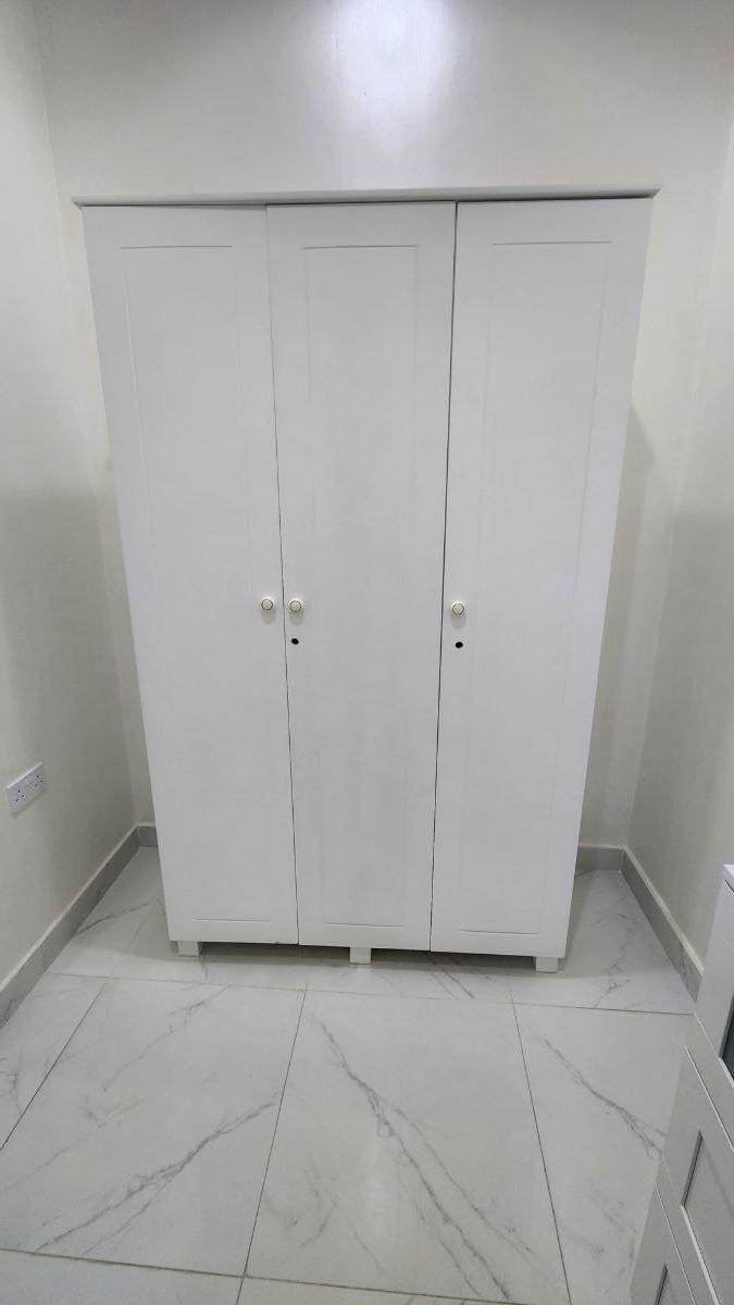 Cabinet - Image 3