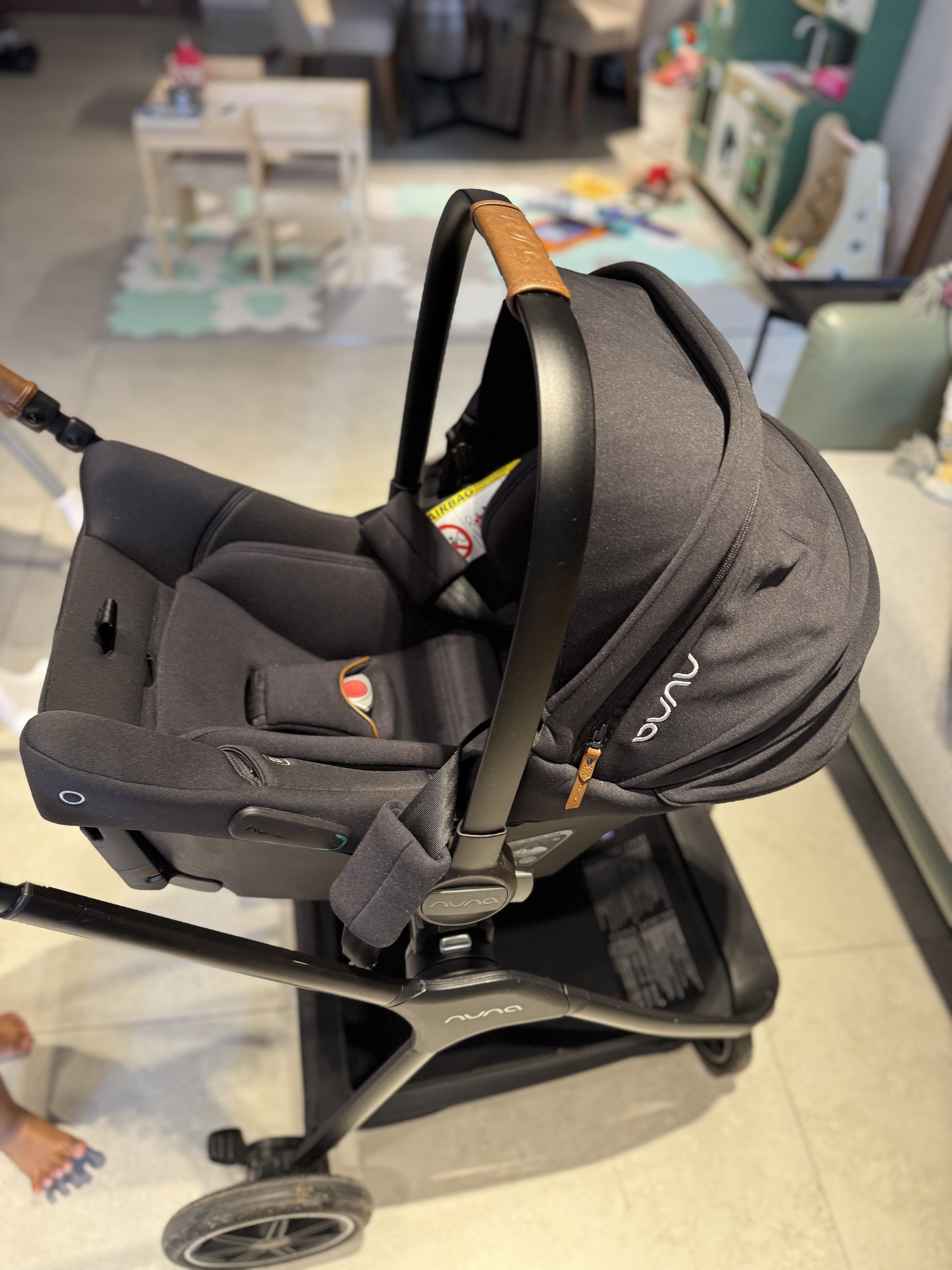 NUNA pipa urbn  Car Seat - Image 4